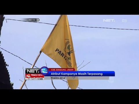 NET12 - 1 hari jelang Pemilu Legislatif, sejumlah alat peraga kampanye masih terpasang di Bandung