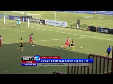 NET24 - Semen Padang berhasil meraih poin penuh saat bertandang ke markas Persijap