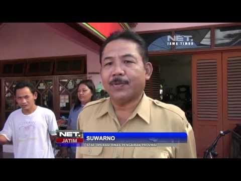 NET JATIM - Air sungai di Madiun meluap akibatkan puluhan rumah terendam banjir