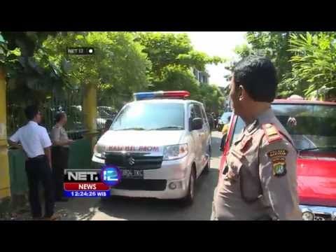 NET12 - Jenazah Renggo Kadapi kembali dimakamkan di TPU Cipinang Asem