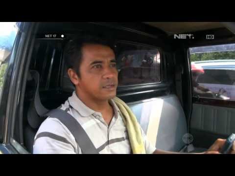 NET17 - Pengunjuk rasa blokade jalan di Tangerang jelang Hari Buruh