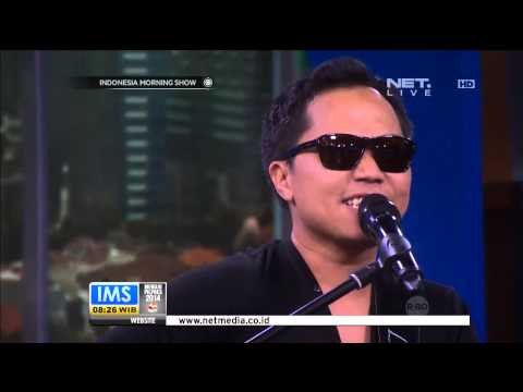 Penampilan Sandhy Sondoro menyanyikan lagu Kaulah - IMS