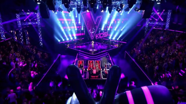 Whitney Houston - Run To You (Diana) The Voice Kids 2017 Blind Auditions SAT.1