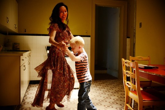 Sharp Objects Season 1 Episode 5 Full (S1-E5) Recap - Closer