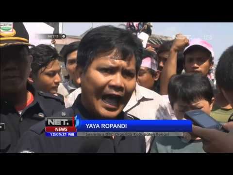 Supir Angkutan Umum dan Warga Demo Jalan Rusak di Bekasi - NET12