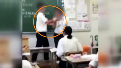 "매맞는 교사 많다"...교사 절반 3년내 이직 / YTN