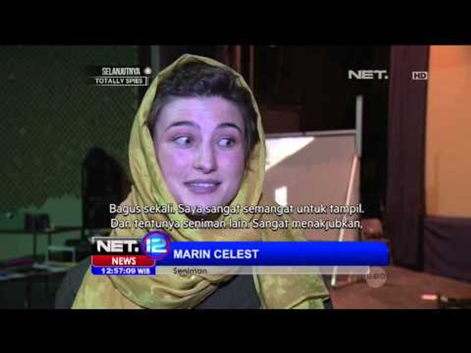 Aksi Seniman Amerika Serikat di Festival Boneka Internasional -NET12