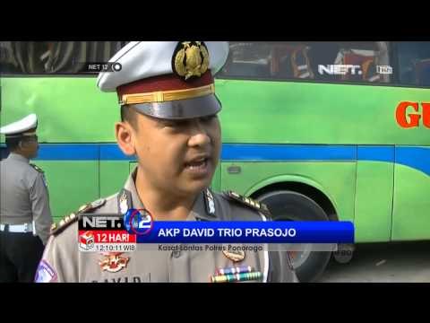 Petugas Polres Ponorogo dan Dinas Perhubungan lakukan razia kelayakan angkutan umum - NET12