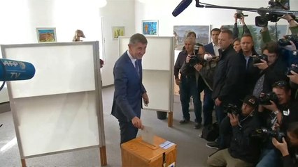 A milliárdos pártjának győzelmére számítanak Csehországban