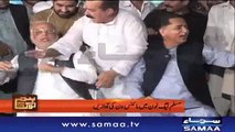 PTI's Ejaz Chaudhry and PML-N's Javed Latif Come To Blows During A Live Show