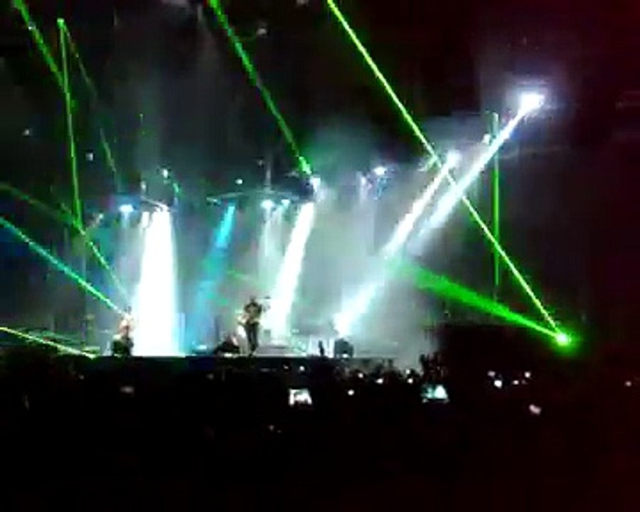 Muse - New Born, Galaxie Mega Hall, Amneville-les-Thermes, France  11/1/2009