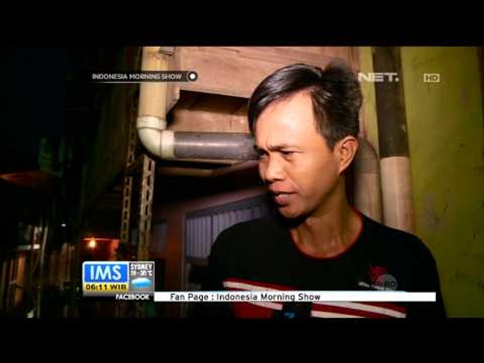 Kampung pulo terendam banjir setinggi satu mete...