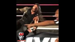 Roman Reigns vs Braun Strowman - WWE Live Saskatoon 13 October 2017