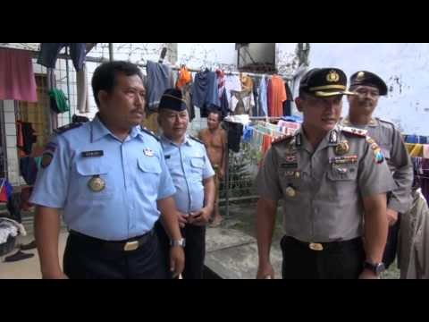 Bagus tersangka narkoba yang mencoba bunuh diri saat sidang masih depresi - NET5