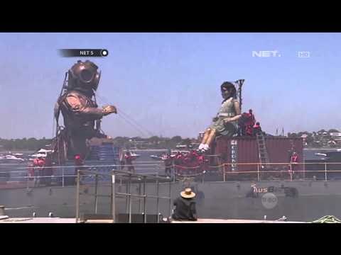 Boneka setinggi 6 meter menyusuri jalanan kota mencari pujaan hati - NET5