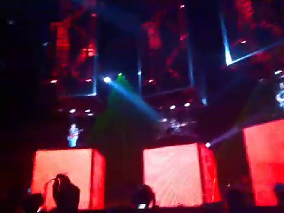 Muse - New Born, Palau Sant Jordi, Barcelona, Spain  11/24/2009