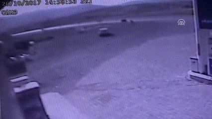 Para Nakil Aracı Kaza Yaptı: 2 Yaralı