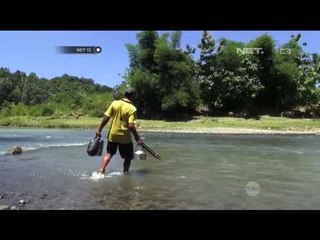 Minim Infrastruktur, Warga Sinjai Nekat Menyeberangi Sungai Deras - NET12