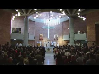 Ritual Pembasuhan Kaki Tahanan oleh Paus di Roma, Italia - IMS