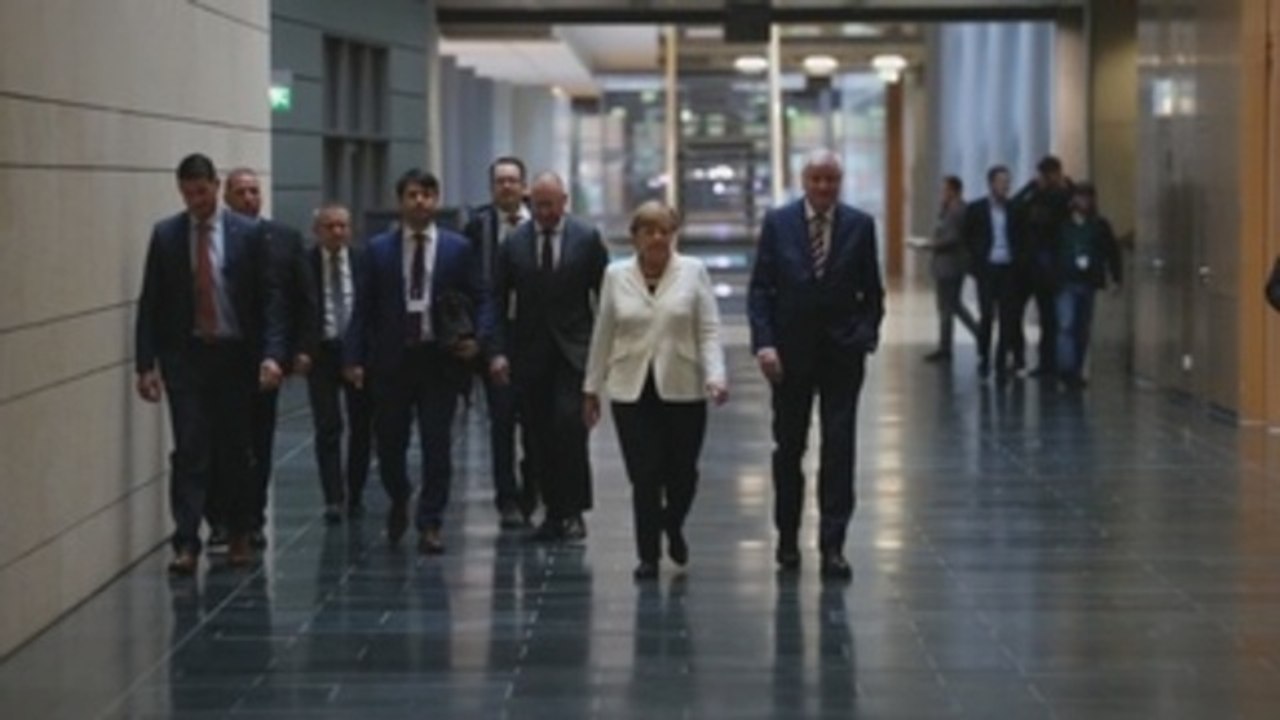 Conservadores, liberales y verdes alemanes inician negociaciones de coalición