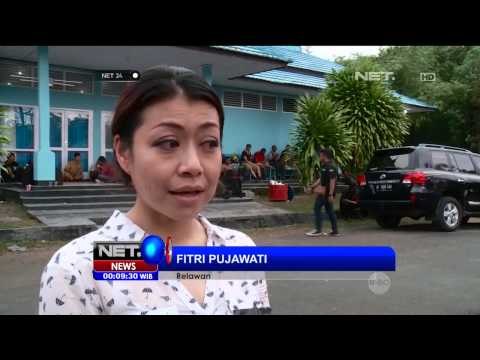 Warga menjadi relawan berikan makanan pada jurnalis dan Tim SAR AirAsia QZ 8501 - NET24