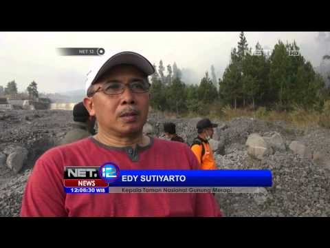 Proses Pemadaman Kebakaran Taman Nasional Gunung Merapi - NET12