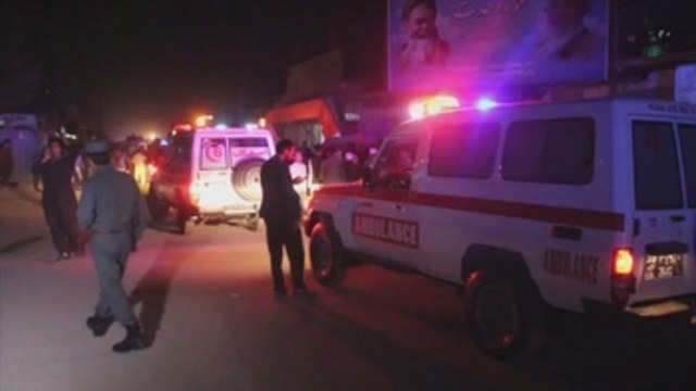 Setenta muertos en Afganistán por dos ataques suicidas en mezquitas