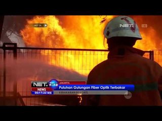Sebuah Bengkel Metro Mini dan Fiber Optik di Kalimalang Ludes Terbakar - NET 24