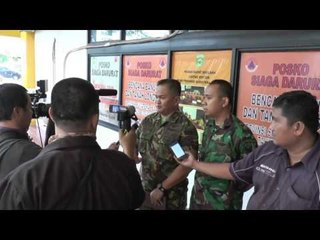 Tiga Pesawat Waterbombing Kembali Padamkan Api di Sumatera Selatan - NET 16