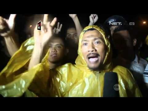 Ribuan Mitra Mania Tidak Beranjak Dari Lokasi Meski Diguyur Hujan - IMS