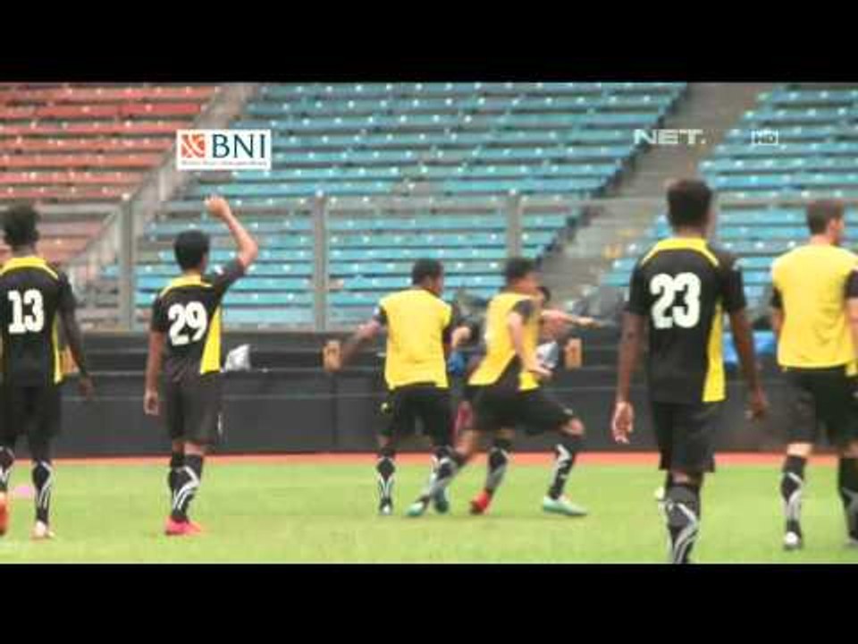 Semen Padang dan Mitra Kukar Uji Coba Lapangan Jelang Laga Final - NET Sport