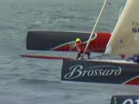 Yvan bourgnon à bord de son trimaran