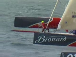 Yvan bourgnon à bord de son trimaran