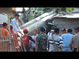 TNI Bahu Membahu Bersihkan Puing-puing Rumah Korban Heli Jatuh - NET16