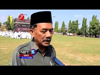 Télécharger la video: 454 Jemaah Calon Haji di Padang Gagal Berangkat Akibat Pesawat Rusak - NET5