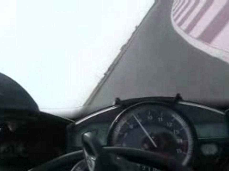 Yamaha_R1_2007_1Round