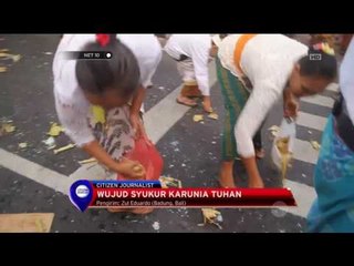 Tradisi Perang Tipat Warga Badung - NET 10