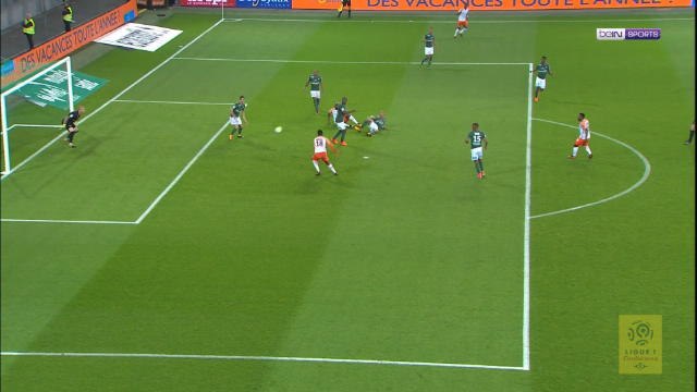 VIRAL: Football: Quick thinking Sio helps Montpellier to victory
