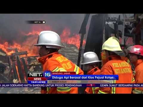 Kebakaran Hanguskan Puluhan Kios di Bandung - NET 16