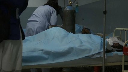 Afganistan'da iki camide iki saldırı: En az 69 ölü