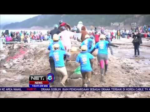 Kehebohan Lomba Lari Sambil Angkat Peti Mati - NET10