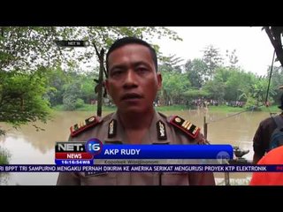 Perahu Terbalik di Sungai di Gresik, 5 Orang Hilang - NET16