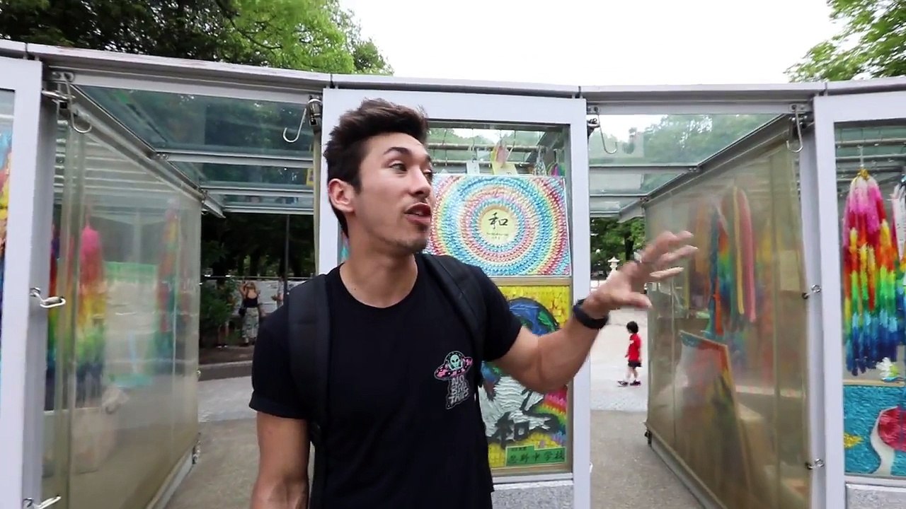 EXPLORING HIROSHIMA & ATOMIC DOME (Very Sad)