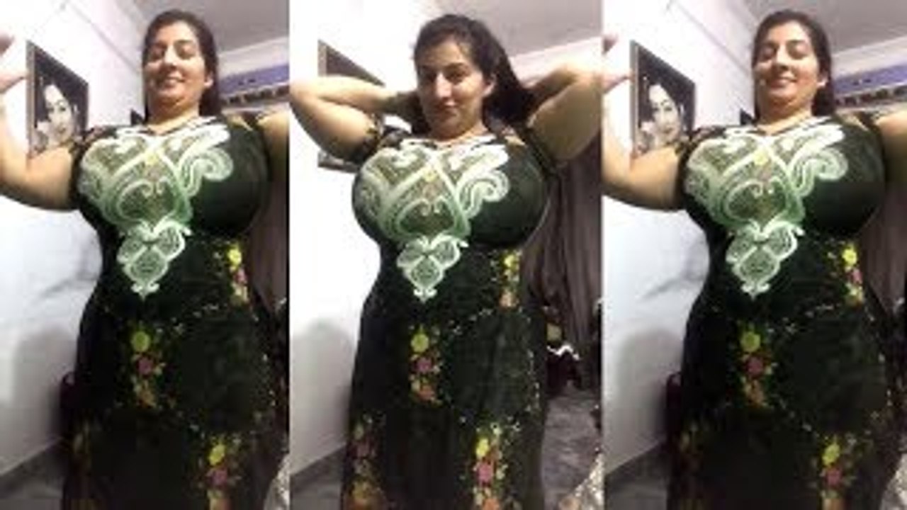 SITARA BAIG TALKING TO FANS 16 OCTOBER 2017 BY SIALKOT FUN