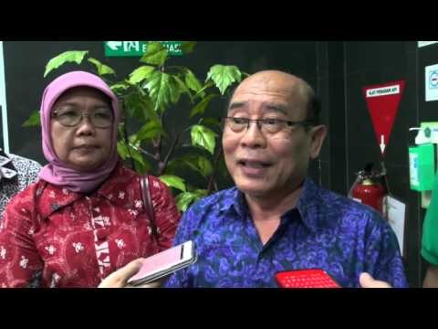 Proses Operasi Pemisahan Bayi Kembar Siam di Sidoarjo - NET12