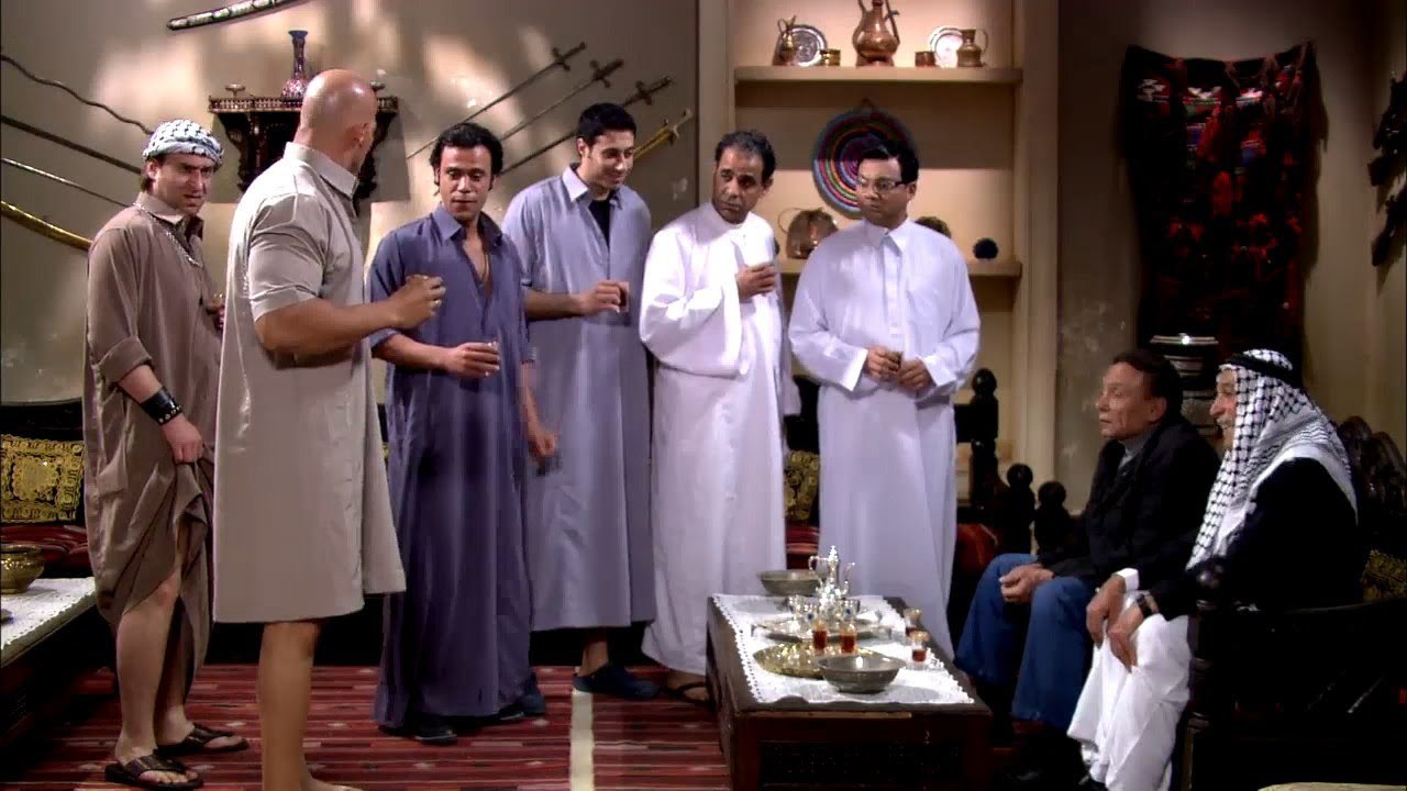 ذات مومنت " لما تروح تبات عند ابن خالتك وتلبس لبسه  " - ناجي عطا الله