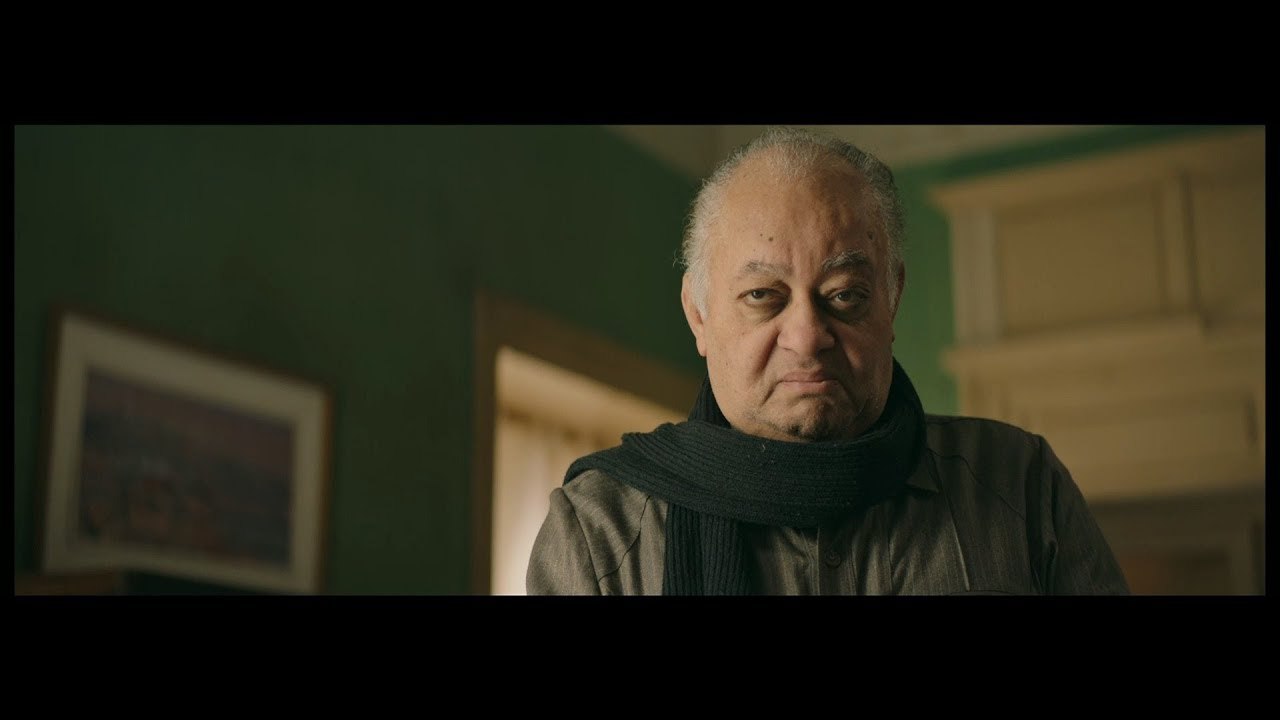 لما تكون قاعد عمال تحور علي أمك وتقولها انك هتطلع الأول وهي تقعد تبصلك #7_أرواح