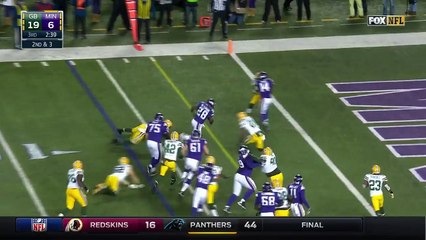 2015 - Adrian Peterson powers it in for 6-yard TD