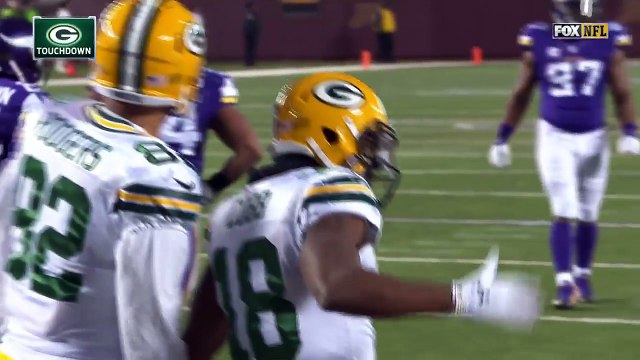 2015 - Packers Aaron Rodgers finds Randall Cobb for 10-yard TD