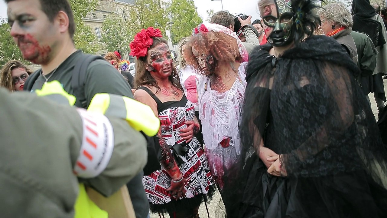 Bordeaux : défilé de la Zombie Walk 2017